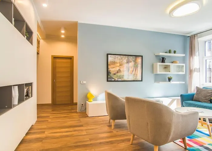 Design Apartment, 2 En-Suite Rooms - Very Central
